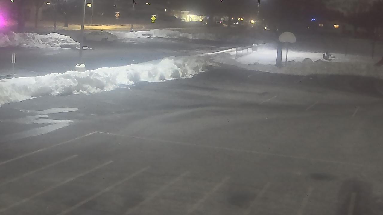 Thumbnail for current weather camera view from Terrace Elementary School in Des Plaines, Illinois