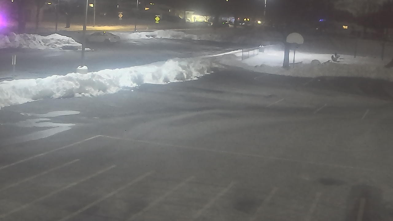 Thumbnail for current weather camera view from Terrace Elementary School in Des Plaines, Illinois