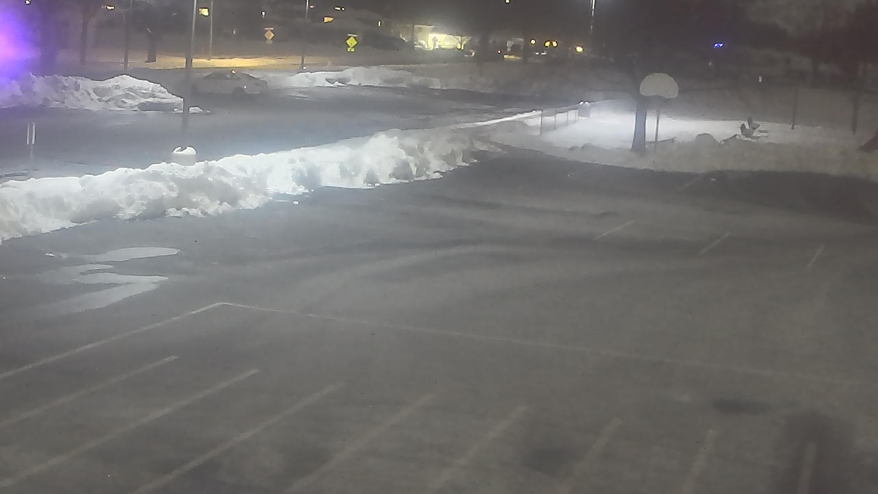 Thumbnail for current weather camera view from Terrace Elementary School in Des Plaines, Illinois