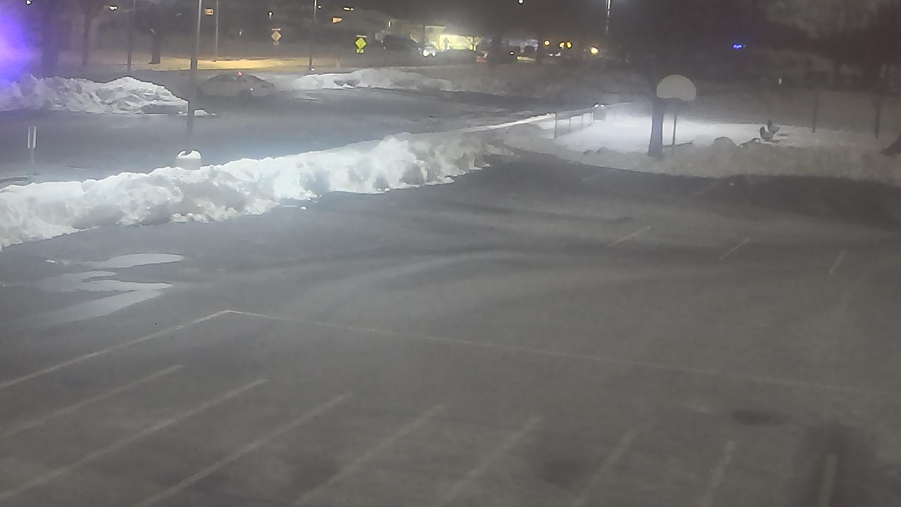 Thumbnail for current weather camera view from Terrace Elementary School in Des Plaines, Illinois