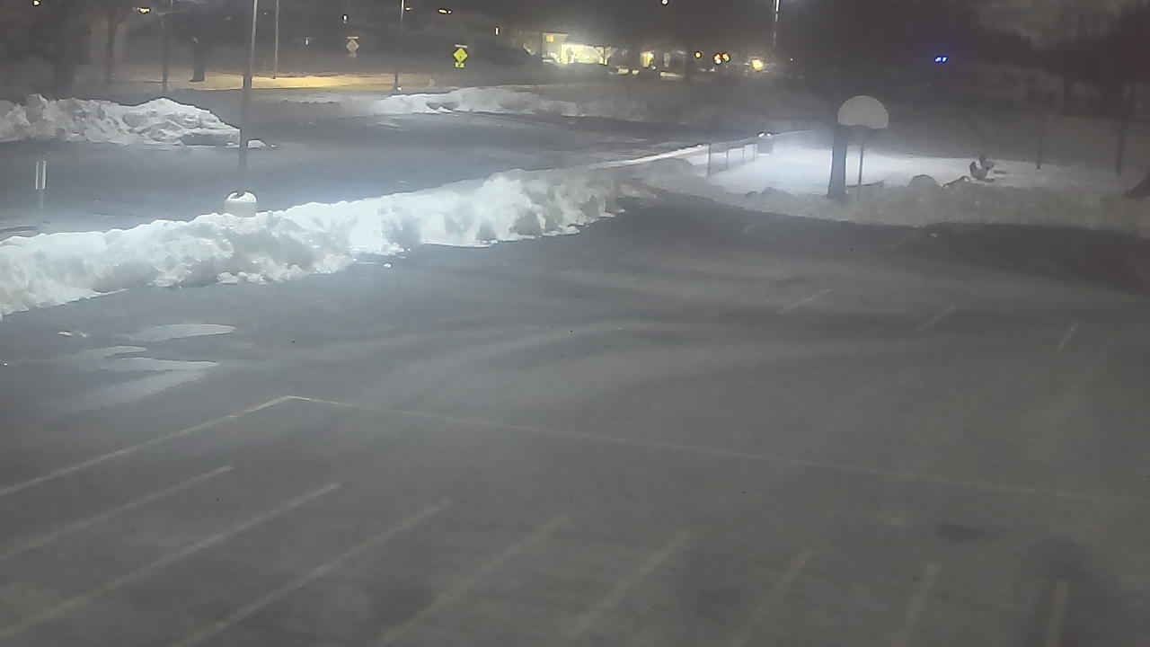 Thumbnail for current weather camera view from Terrace Elementary School in Des Plaines, Illinois