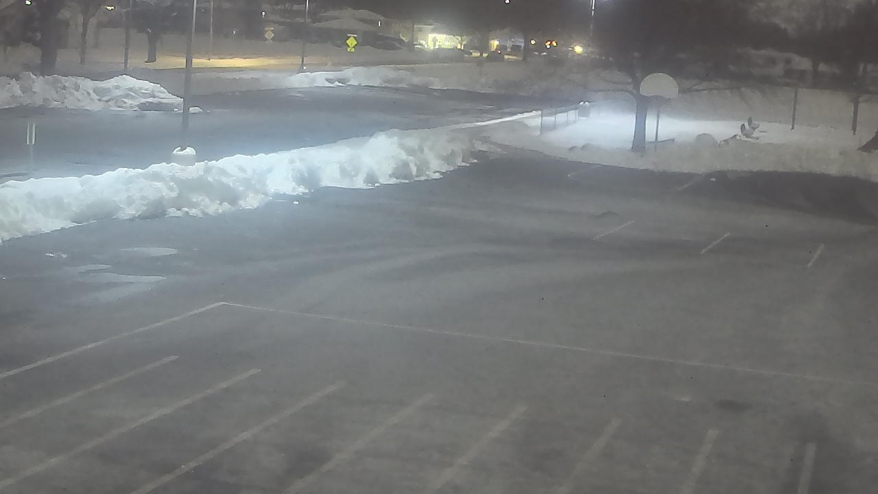 Thumbnail for current weather camera view from Terrace Elementary School in Des Plaines, Illinois