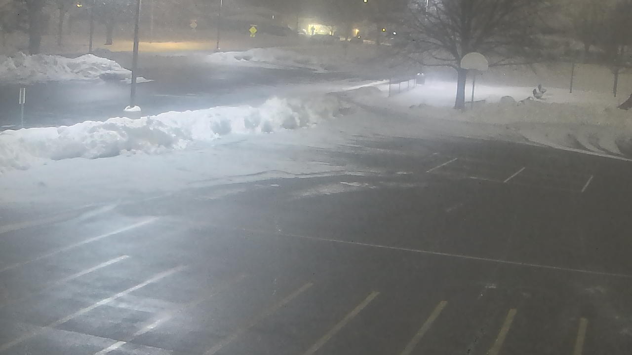 Thumbnail for current weather camera view from Terrace Elementary School in Des Plaines, Illinois