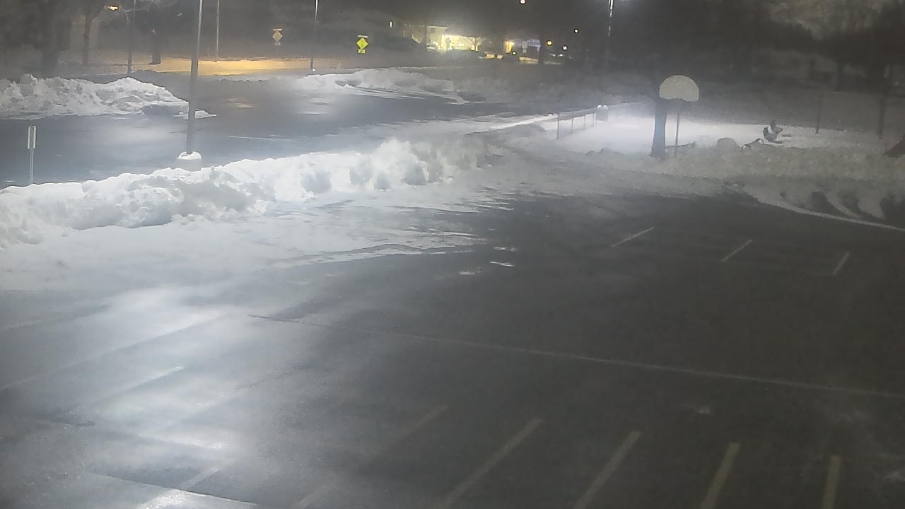 Thumbnail for current weather camera view from Terrace Elementary School in Des Plaines, Illinois