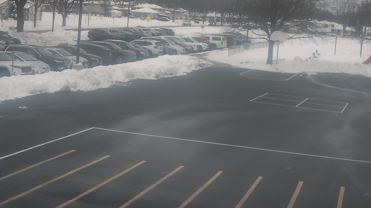 Thumbnail for current weather camera view from Terrace Elementary School in Des Plaines, Illinois