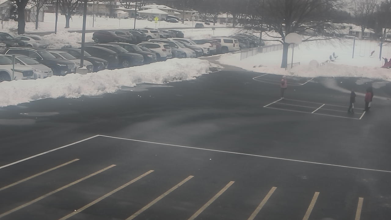 Thumbnail for current weather camera view from Terrace Elementary School in Des Plaines, Illinois