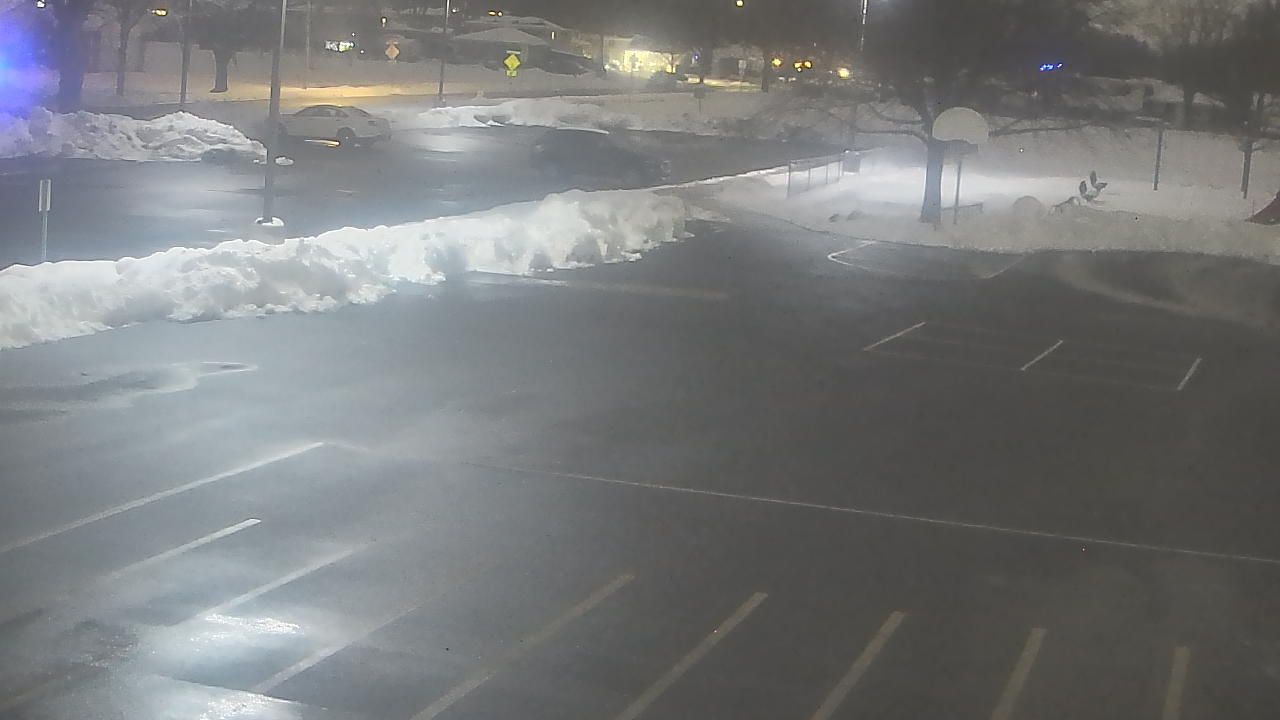 Thumbnail for current weather camera view from Terrace Elementary School in Des Plaines, Illinois