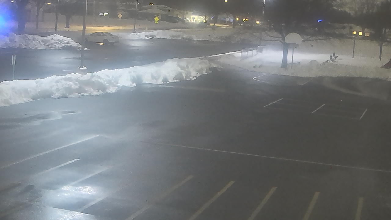 Thumbnail for current weather camera view from Terrace Elementary School in Des Plaines, Illinois