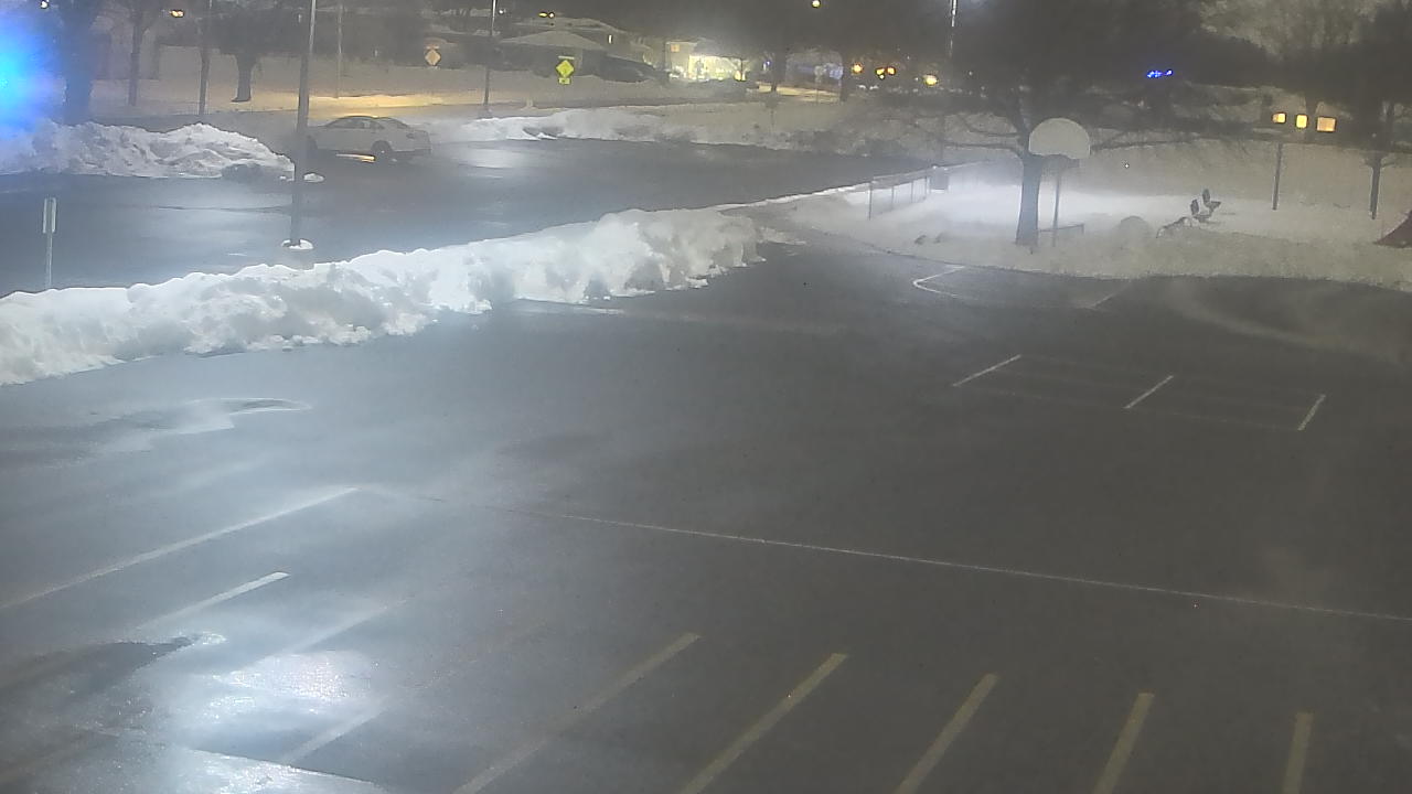 Thumbnail for current weather camera view from Terrace Elementary School in Des Plaines, Illinois