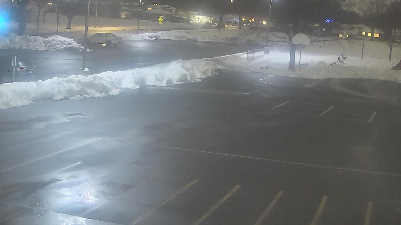 Thumbnail for current weather camera view from Terrace Elementary School in Des Plaines, Illinois