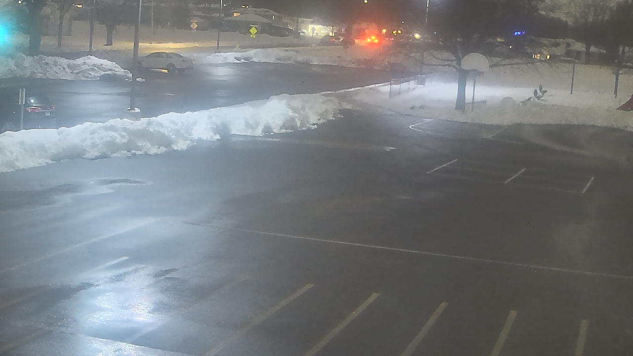 Thumbnail for current weather camera view from Terrace Elementary School in Des Plaines, Illinois