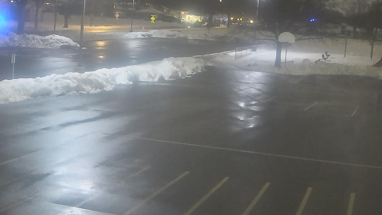 Thumbnail for current weather camera view from Terrace Elementary School in Des Plaines, Illinois