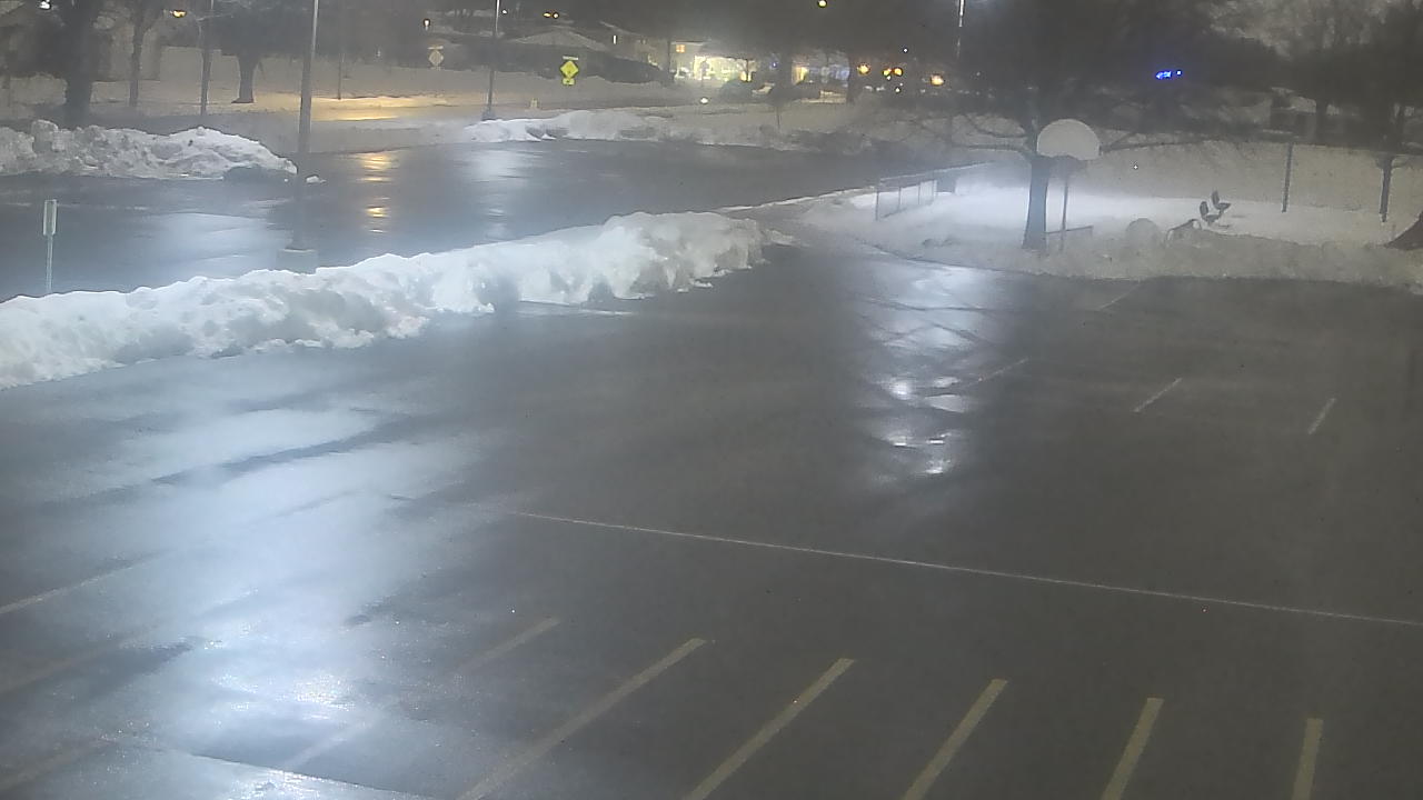 Thumbnail for current weather camera view from Terrace Elementary School in Des Plaines, Illinois