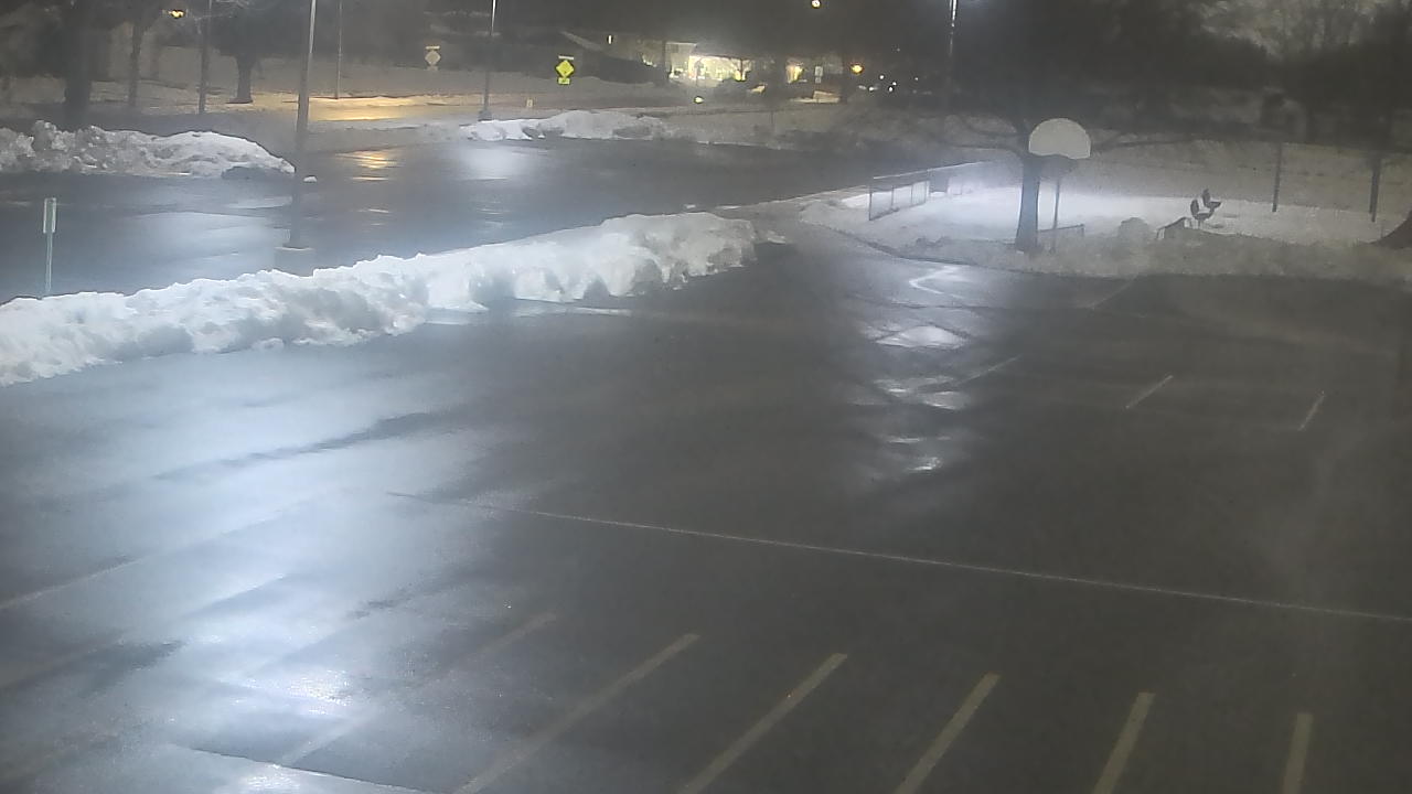 Thumbnail for current weather camera view from Terrace Elementary School in Des Plaines, Illinois