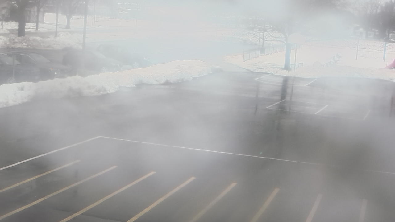 Thumbnail for current weather camera view from Terrace Elementary School in Des Plaines, Illinois