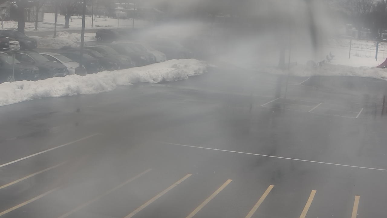 Thumbnail for current weather camera view from Terrace Elementary School in Des Plaines, Illinois