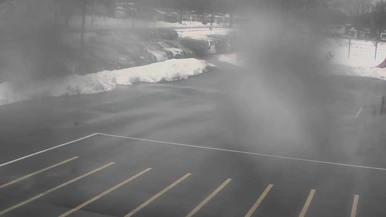 Thumbnail for current weather camera view from Terrace Elementary School in Des Plaines, Illinois
