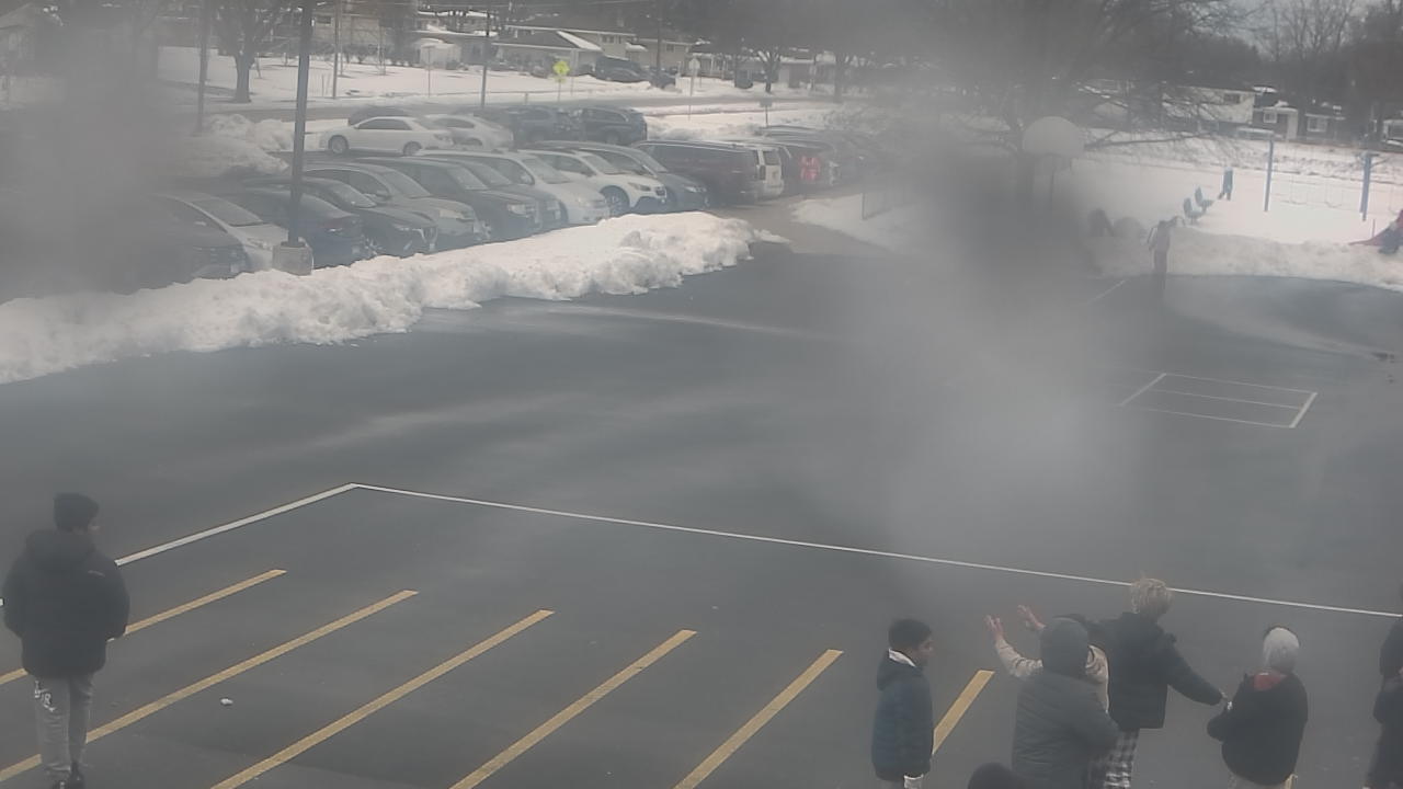 Thumbnail for current weather camera view from Terrace Elementary School in Des Plaines, Illinois