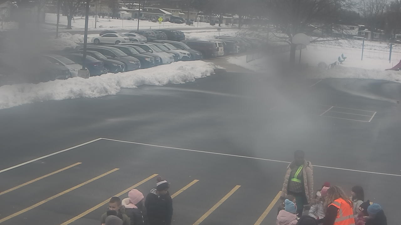 Thumbnail for current weather camera view from Terrace Elementary School in Des Plaines, Illinois