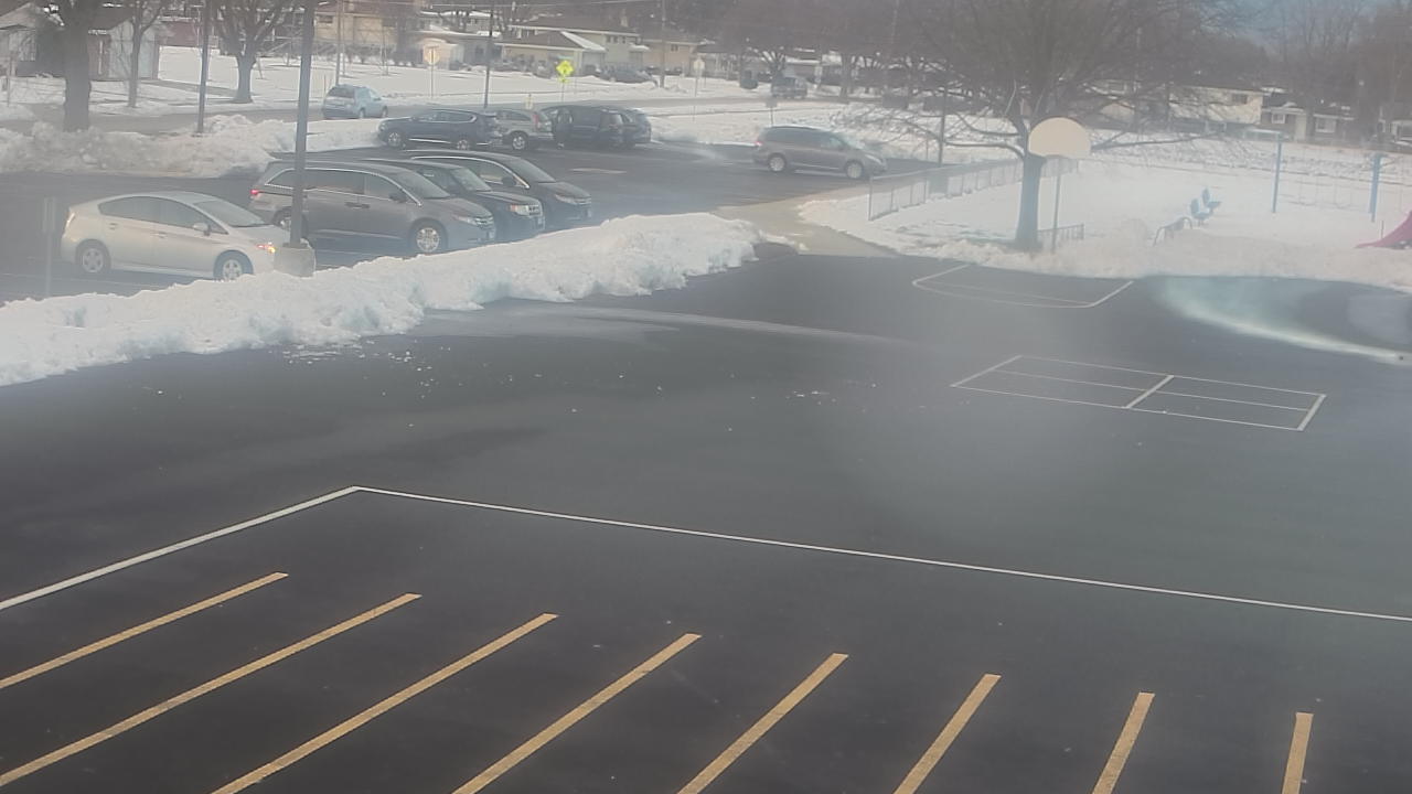 Thumbnail for current weather camera view from Terrace Elementary School in Des Plaines, Illinois