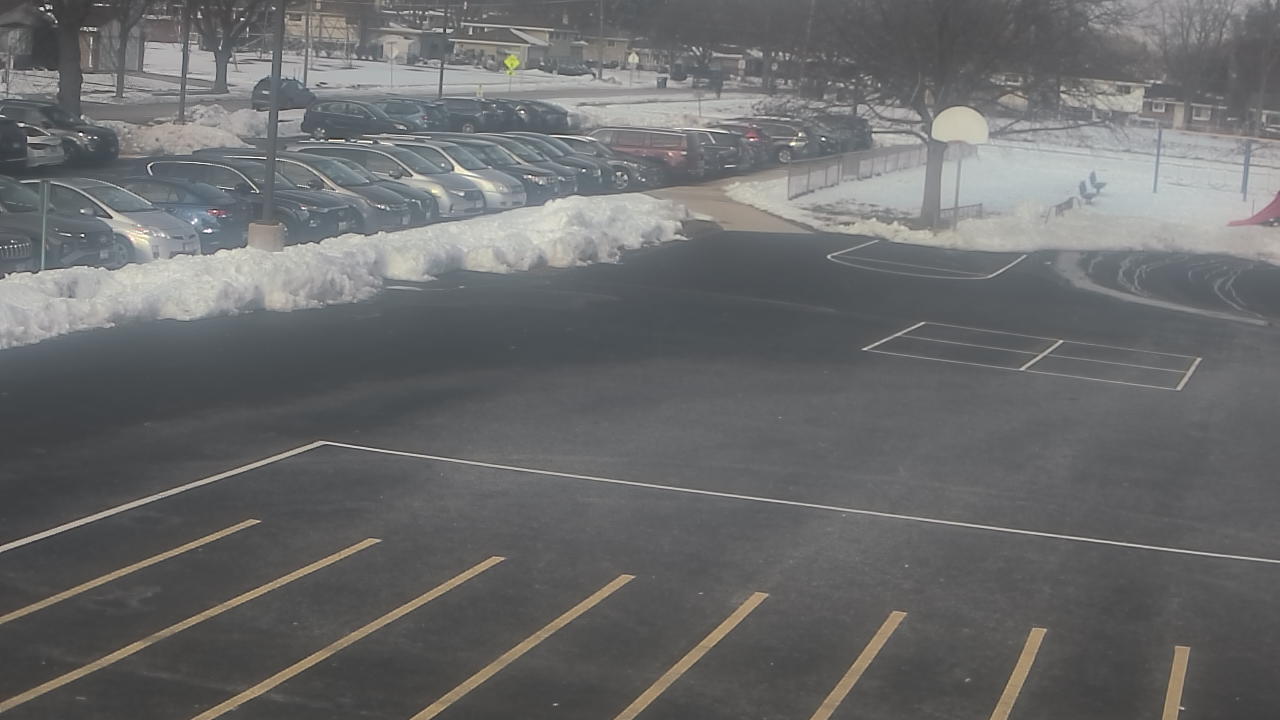 Thumbnail for current weather camera view from Terrace Elementary School in Des Plaines, Illinois