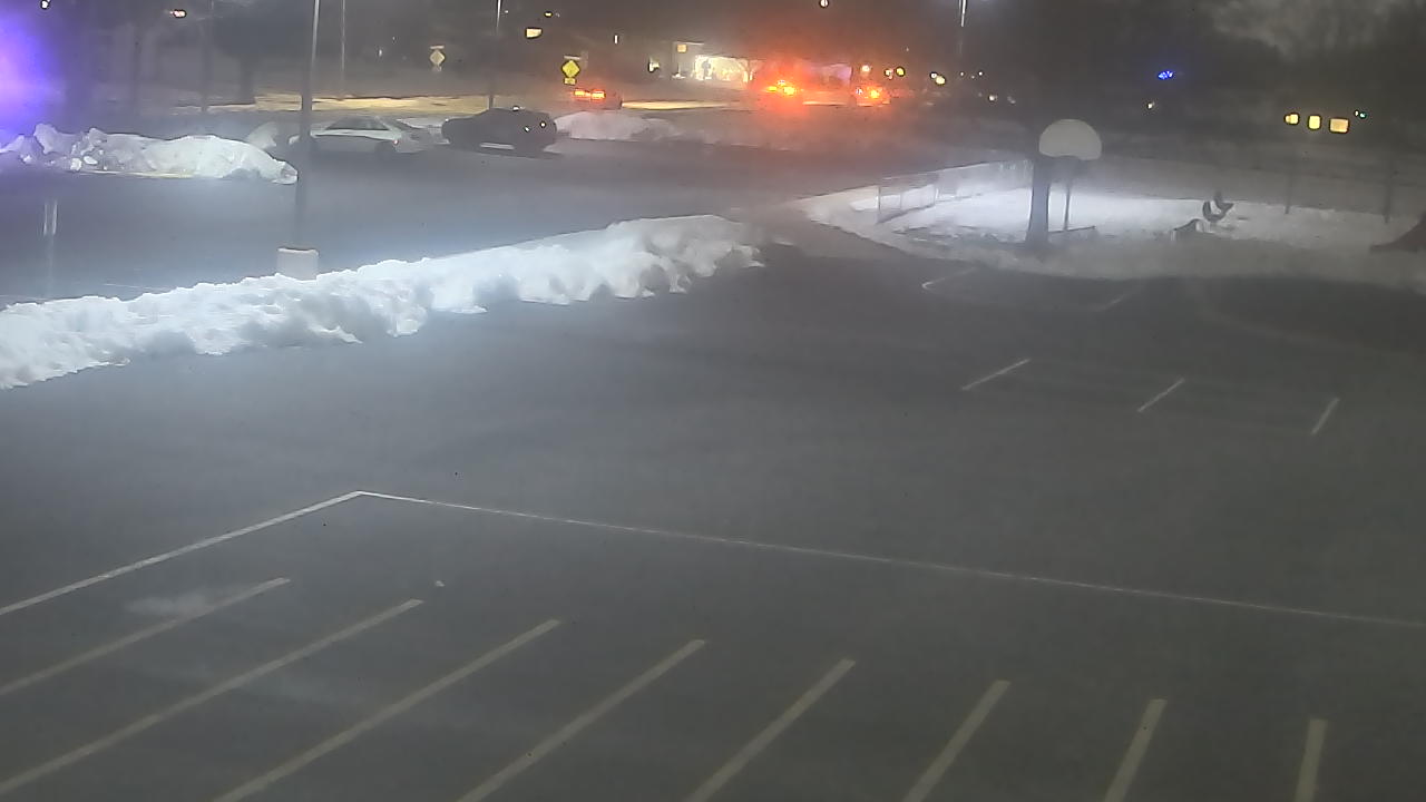 Thumbnail for current weather camera view from Terrace Elementary School in Des Plaines, Illinois