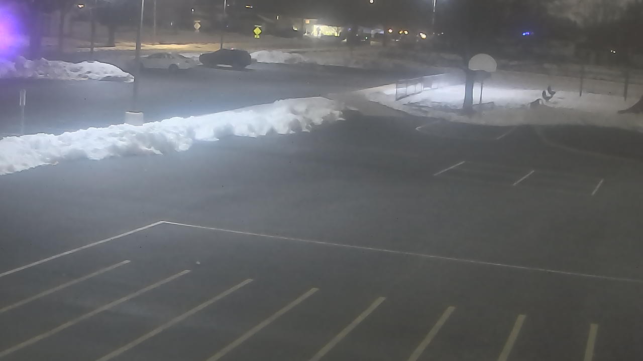 Thumbnail for current weather camera view from Terrace Elementary School in Des Plaines, Illinois