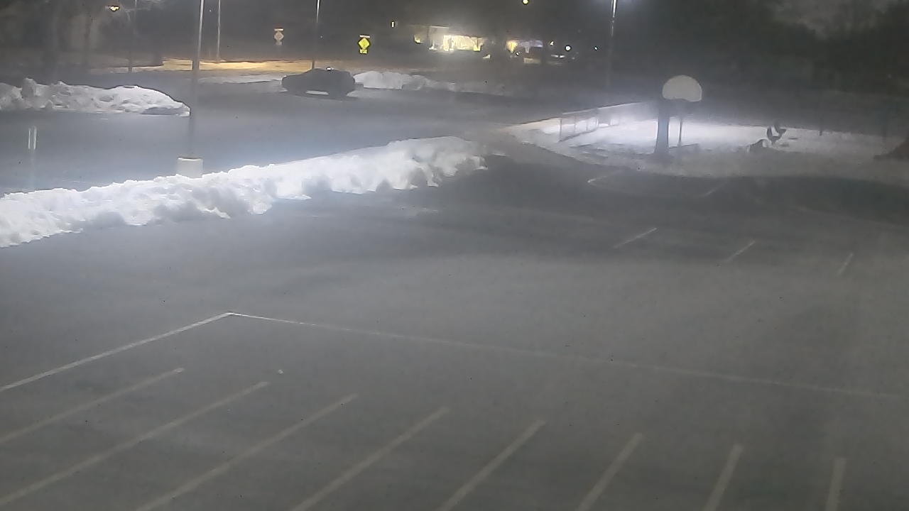 Thumbnail for current weather camera view from Terrace Elementary School in Des Plaines, Illinois