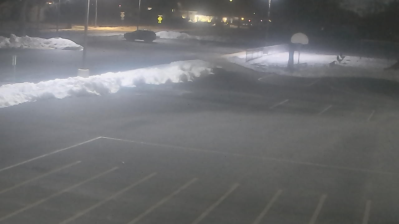 Thumbnail for current weather camera view from Terrace Elementary School in Des Plaines, Illinois