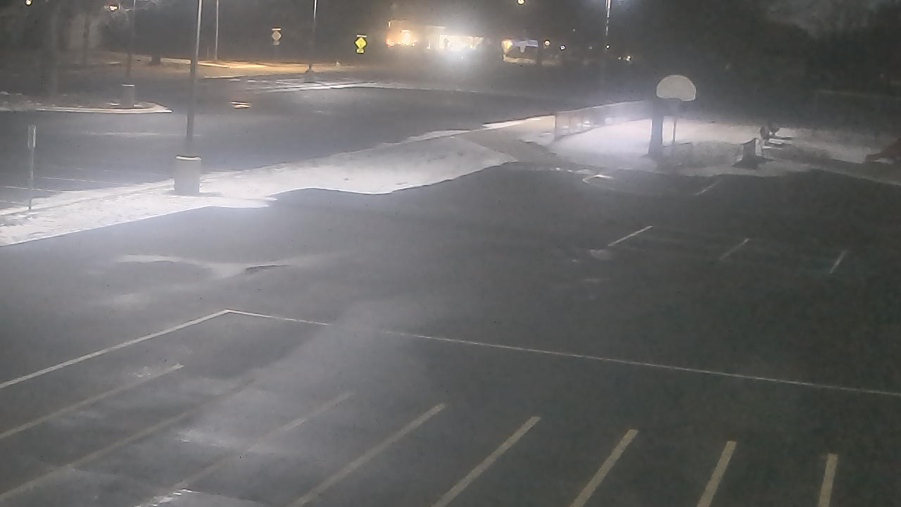 Thumbnail for current weather camera view from Terrace Elementary School in Des Plaines, Illinois