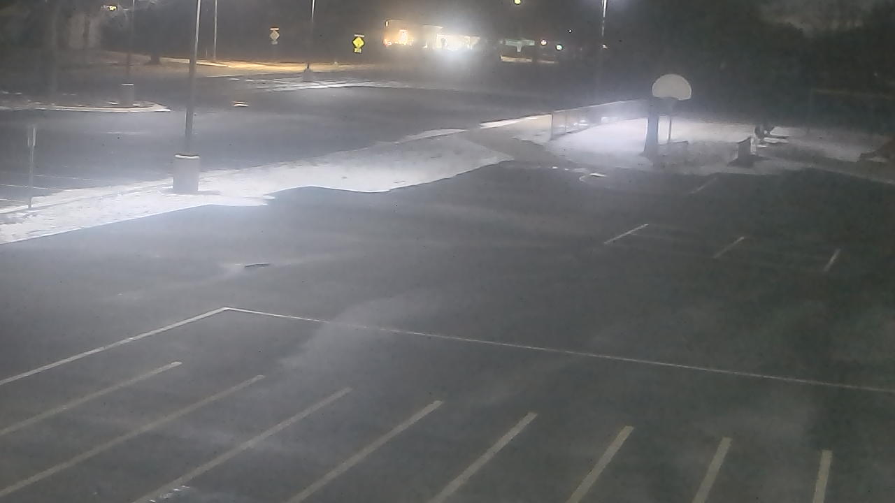 Thumbnail for current weather camera view from Terrace Elementary School in Des Plaines, Illinois