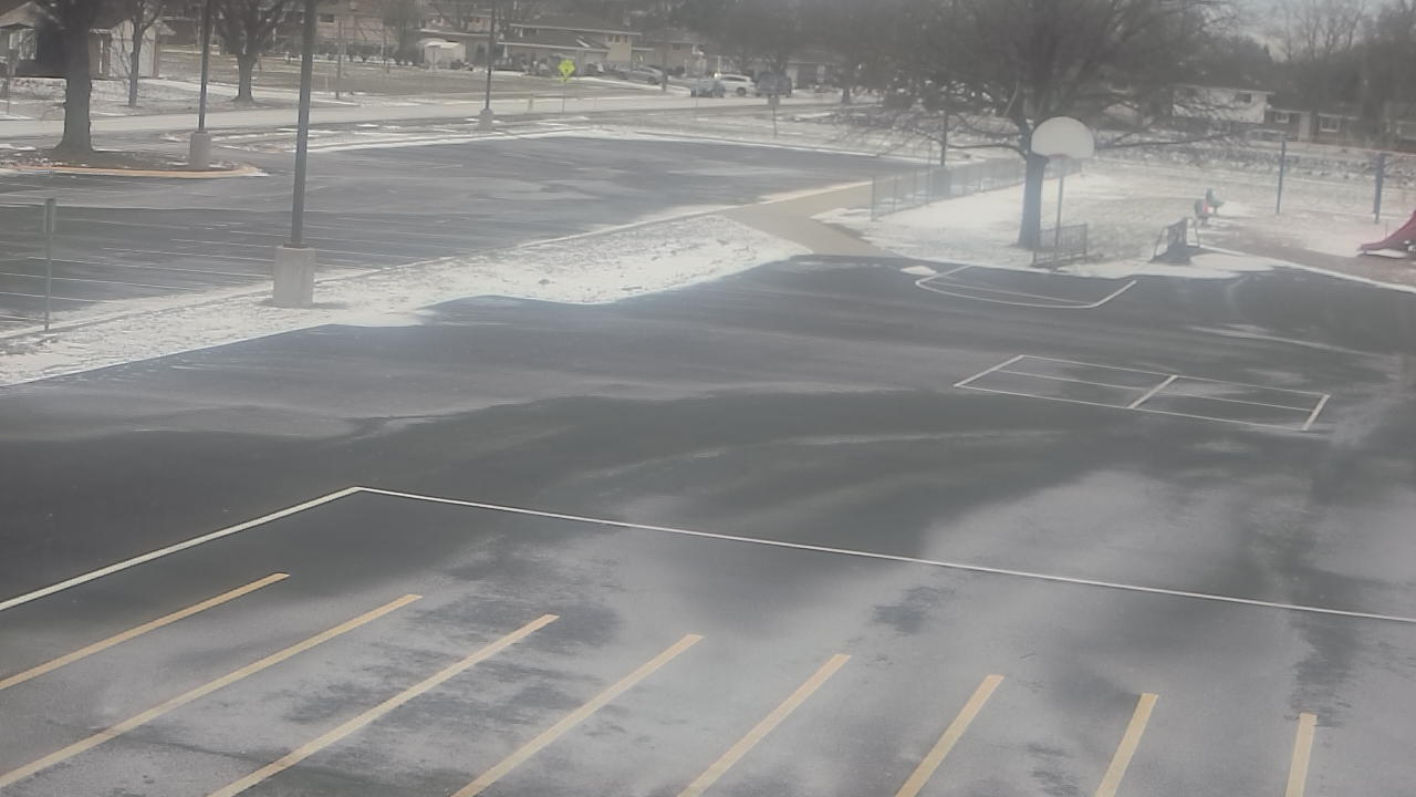 Thumbnail for current weather camera view from Terrace Elementary School in Des Plaines, Illinois