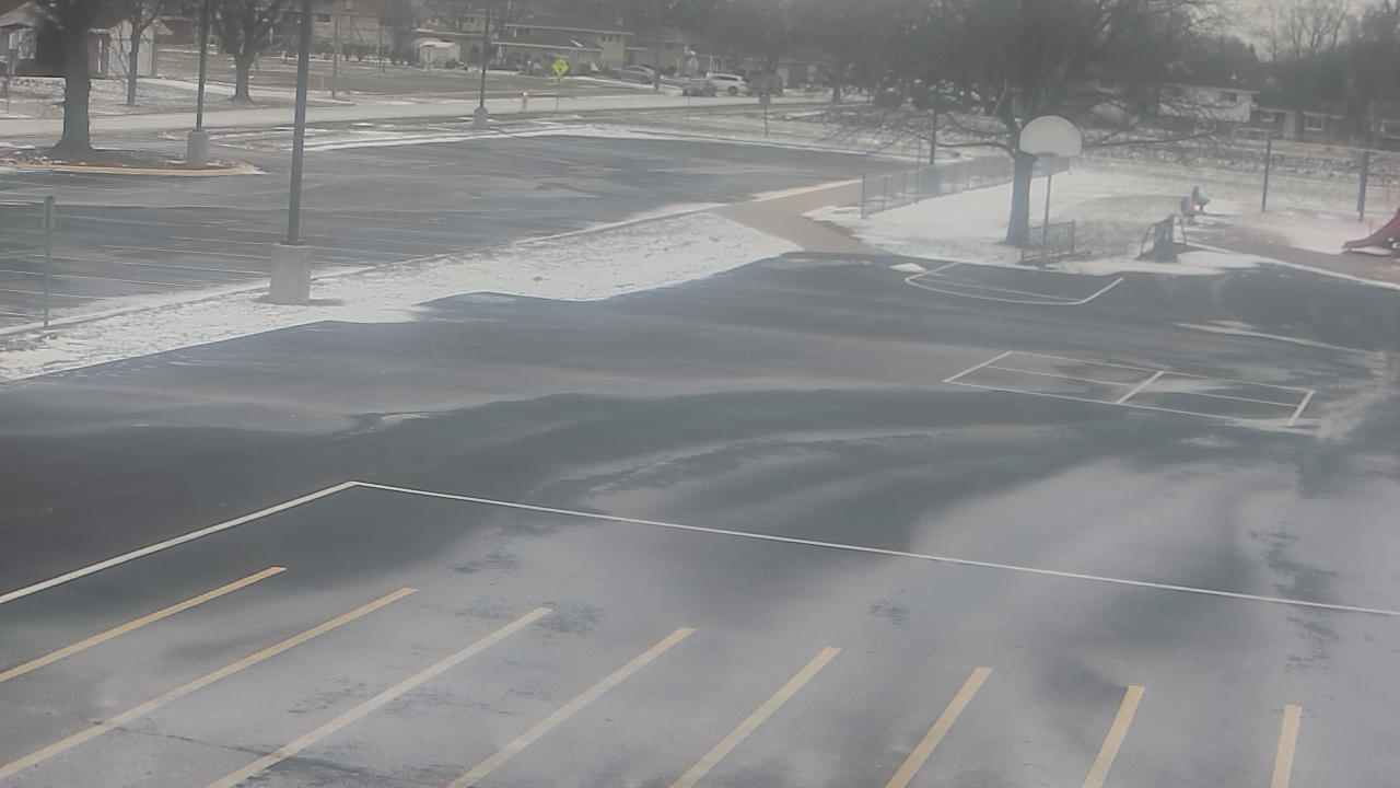 Thumbnail for current weather camera view from Terrace Elementary School in Des Plaines, Illinois