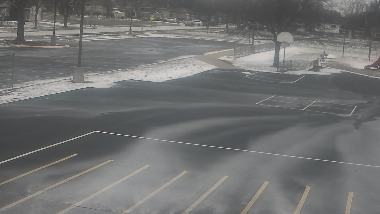 Thumbnail for current weather camera view from Terrace Elementary School in Des Plaines, Illinois