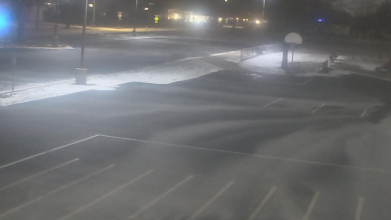 Thumbnail for current weather camera view from Terrace Elementary School in Des Plaines, Illinois