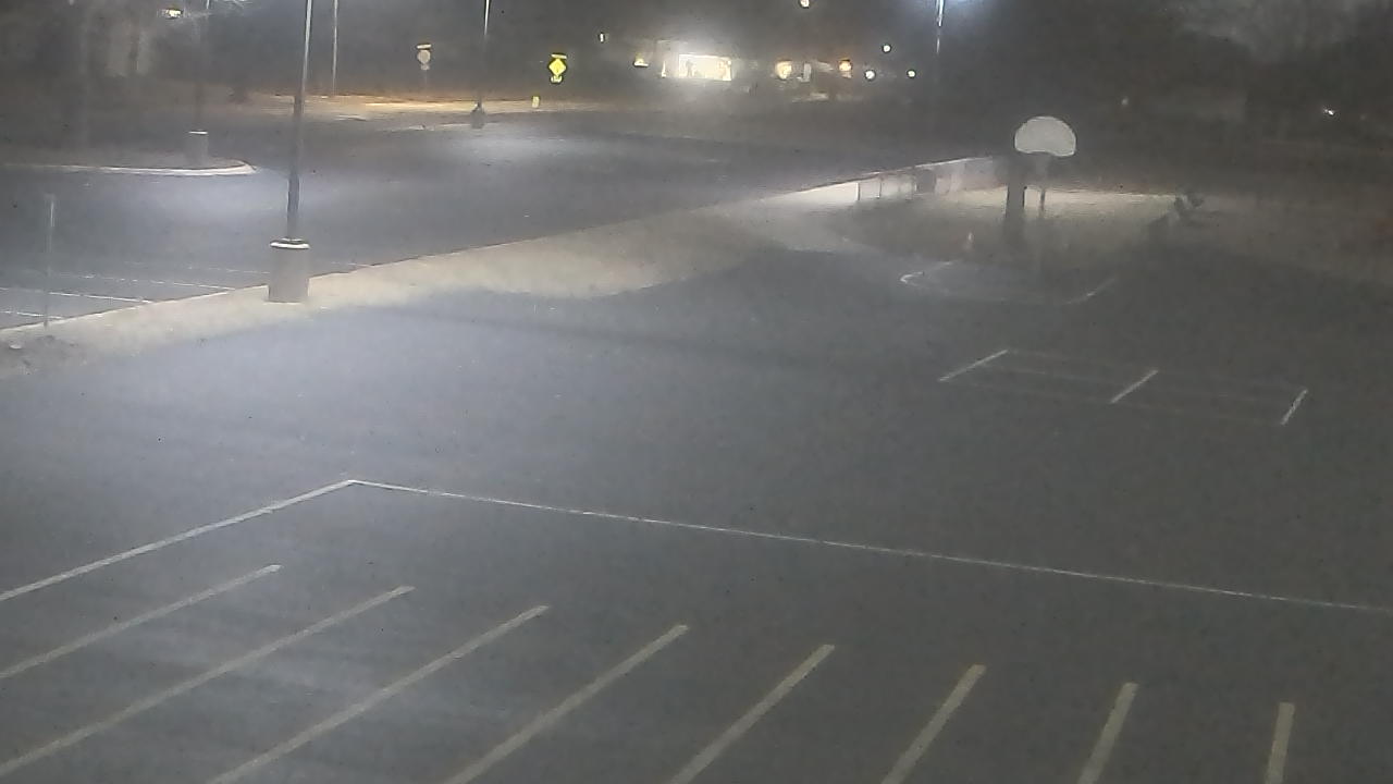 Thumbnail for current weather camera view from Terrace Elementary School in Des Plaines, Illinois