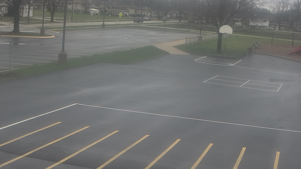 Thumbnail for current weather camera view from Terrace Elementary School in Des Plaines, Illinois