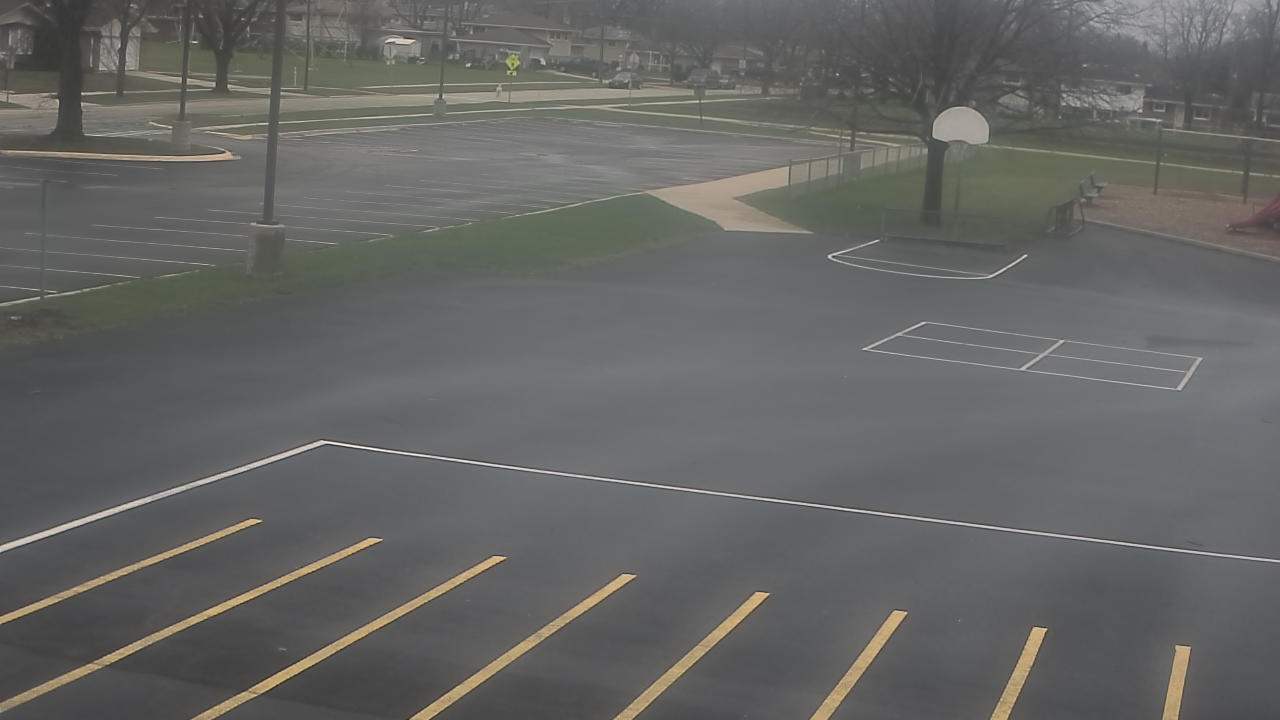 Thumbnail for current weather camera view from Terrace Elementary School in Des Plaines, Illinois