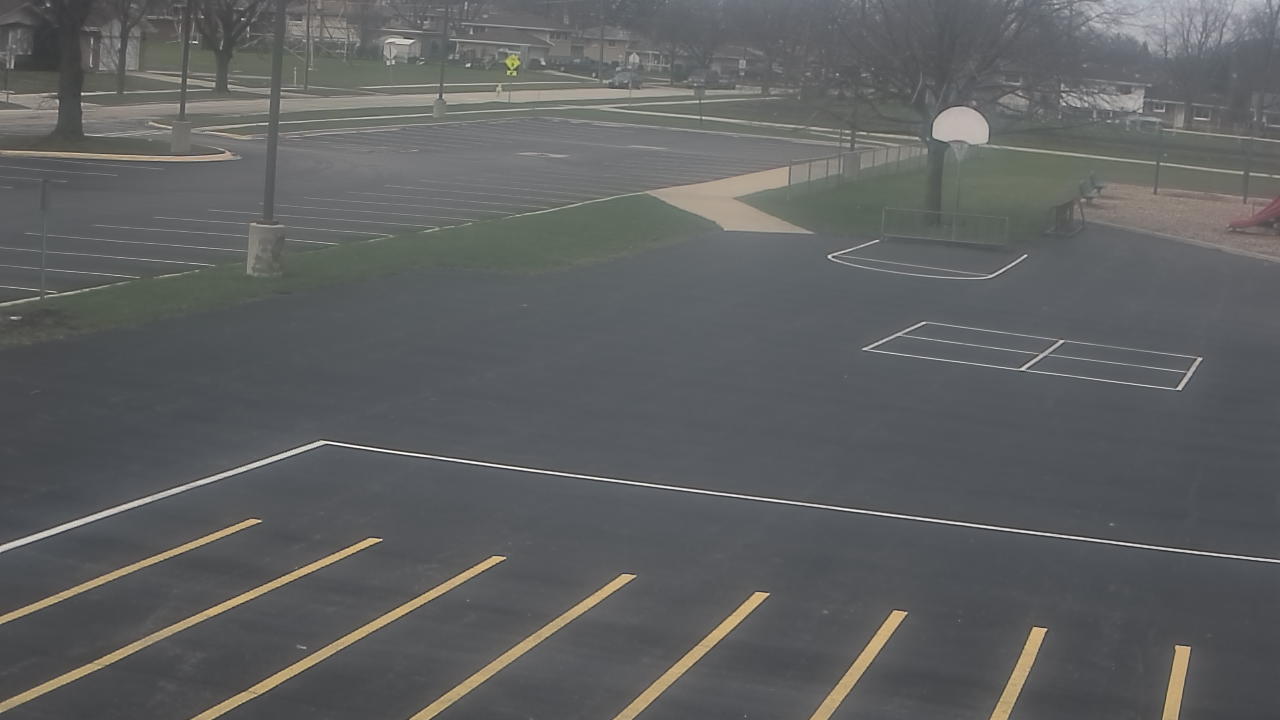 Thumbnail for current weather camera view from Terrace Elementary School in Des Plaines, Illinois