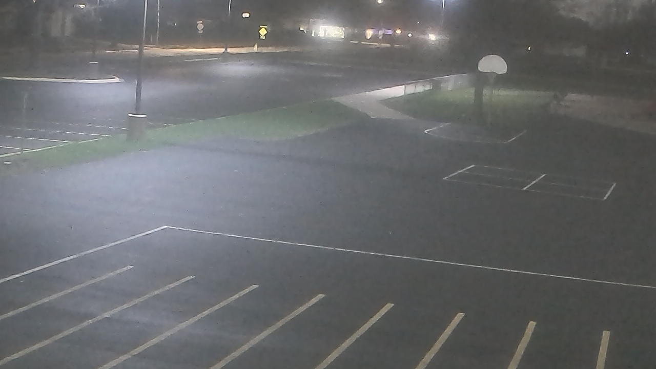 Thumbnail for current weather camera view from Terrace Elementary School in Des Plaines, Illinois