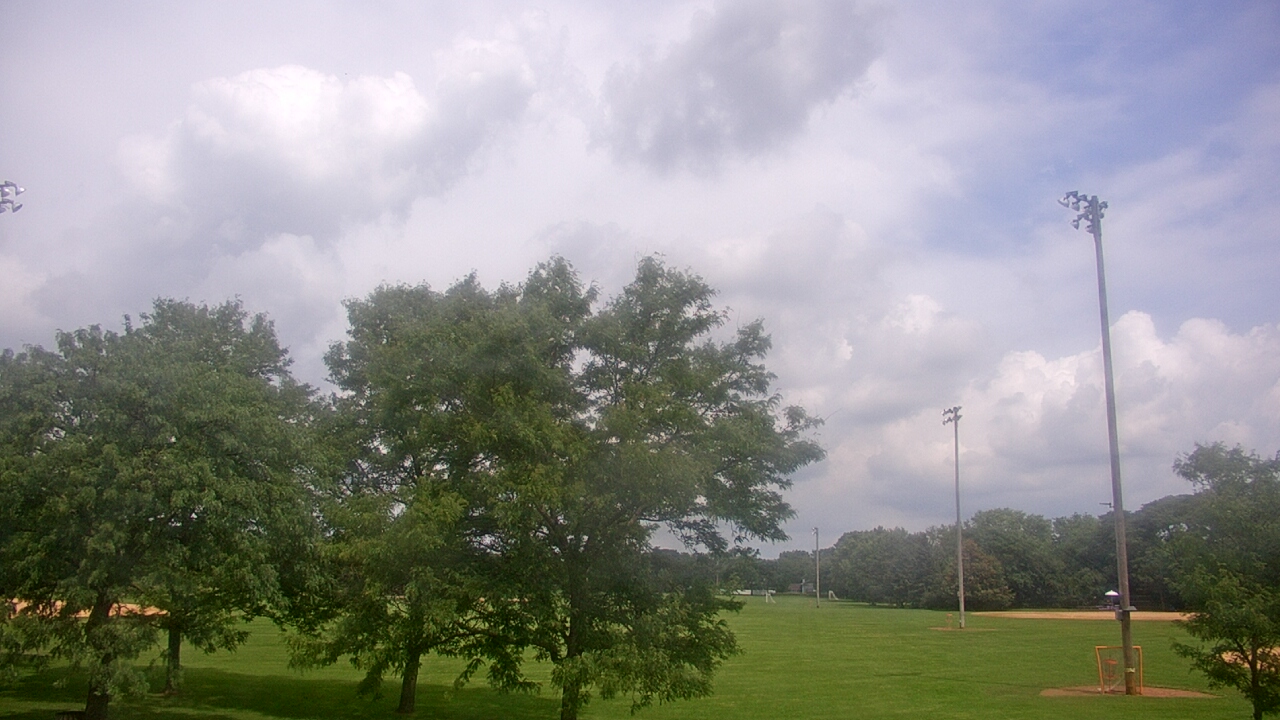 Thumbnail for current weather camera view from Caruso Middle School in Deerfield, Illinois