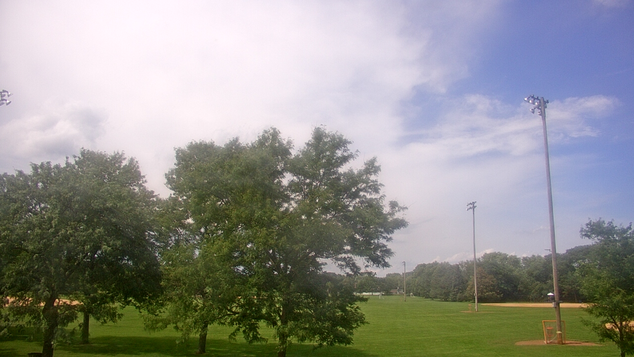 Thumbnail for current weather camera view from Caruso Middle School in Deerfield, Illinois