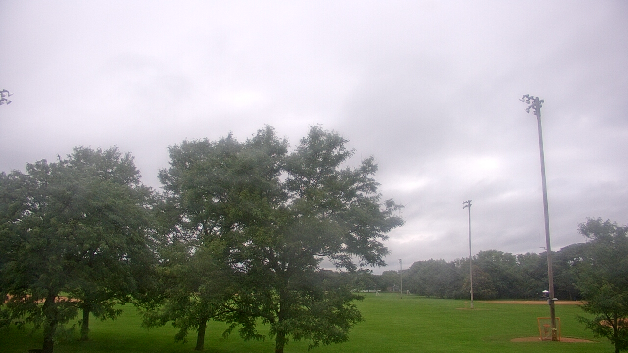 Thumbnail for current weather camera view from Caruso Middle School in Deerfield, Illinois