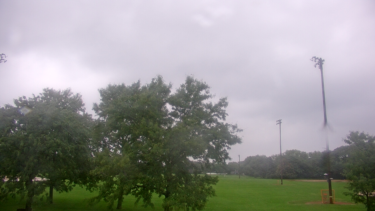 Thumbnail for current weather camera view from Caruso Middle School in Deerfield, Illinois