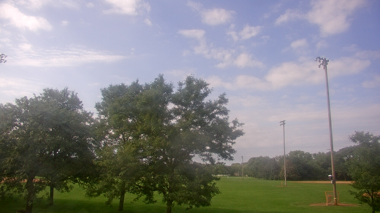 Thumbnail for current weather camera view from Caruso Middle School in Deerfield, Illinois