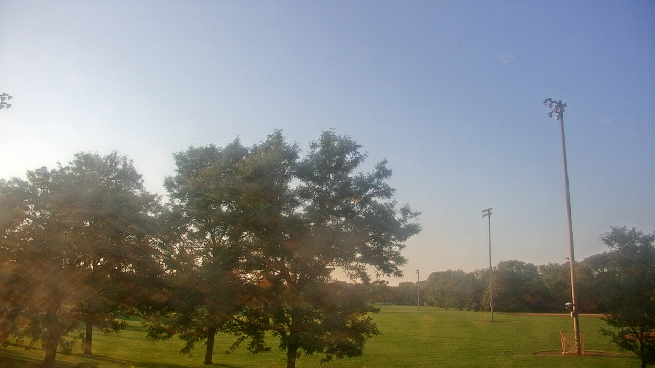 Thumbnail for current weather camera view from Caruso Middle School in Deerfield, Illinois
