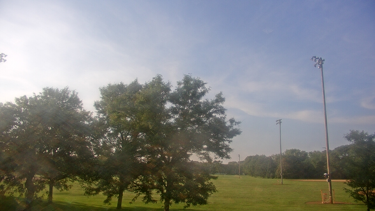 Thumbnail for current weather camera view from Caruso Middle School in Deerfield, Illinois