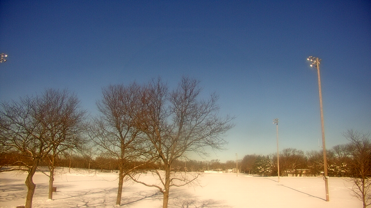 Thumbnail for current weather camera view from Caruso Middle School in Deerfield, Illinois
