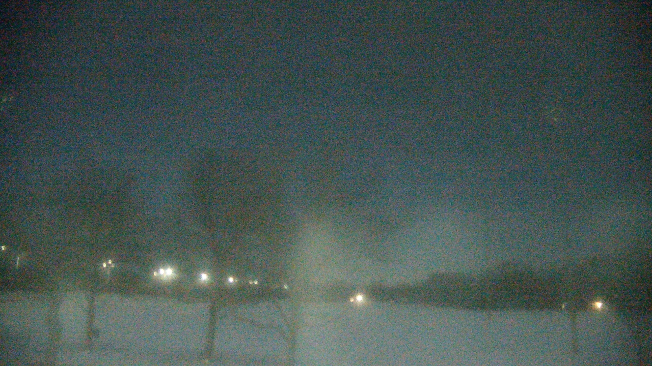 Thumbnail for current weather camera view from Caruso Middle School in Deerfield, Illinois