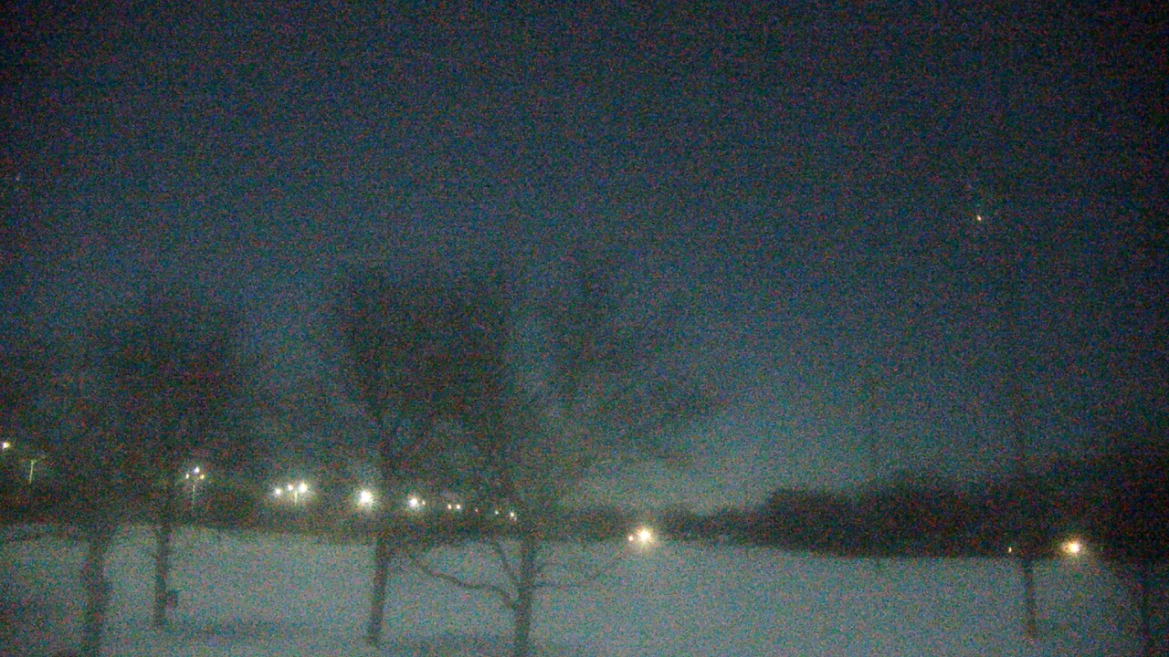 Thumbnail for current weather camera view from Caruso Middle School in Deerfield, Illinois